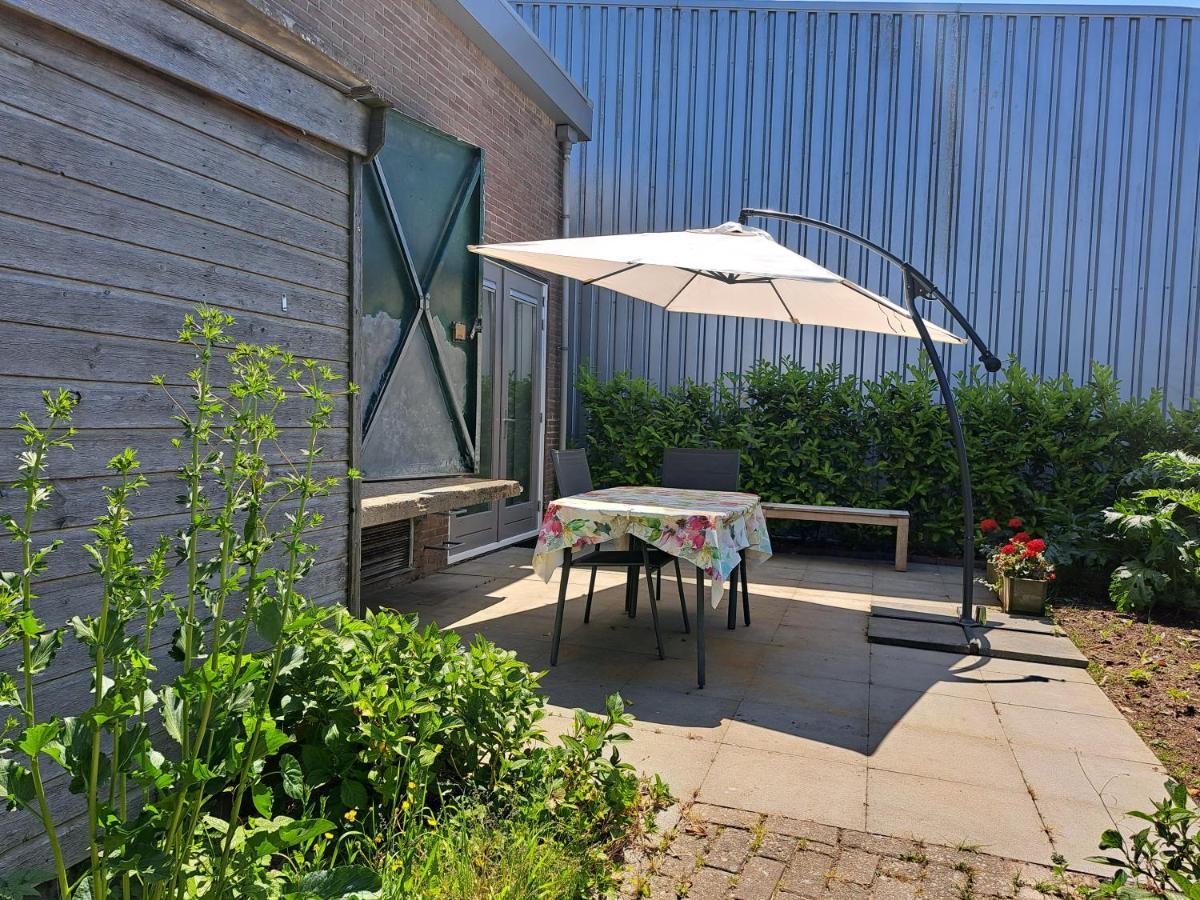Luxe Ruime Studio Op Unieke, Rustige Locatie Dokkum Zewnętrze zdjęcie
